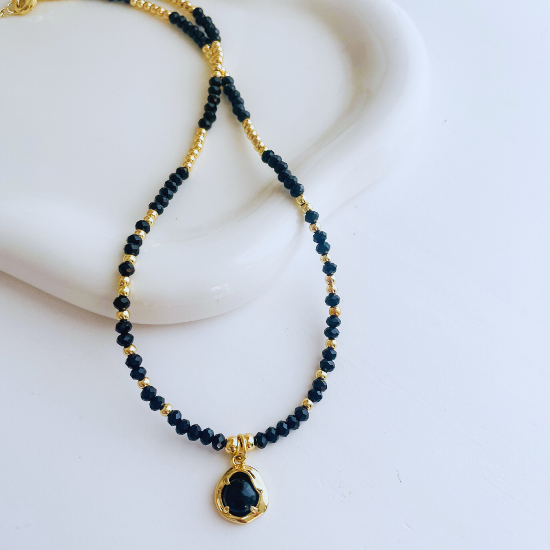ANAHI NECKLACE