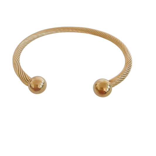 ADELE BANGLE