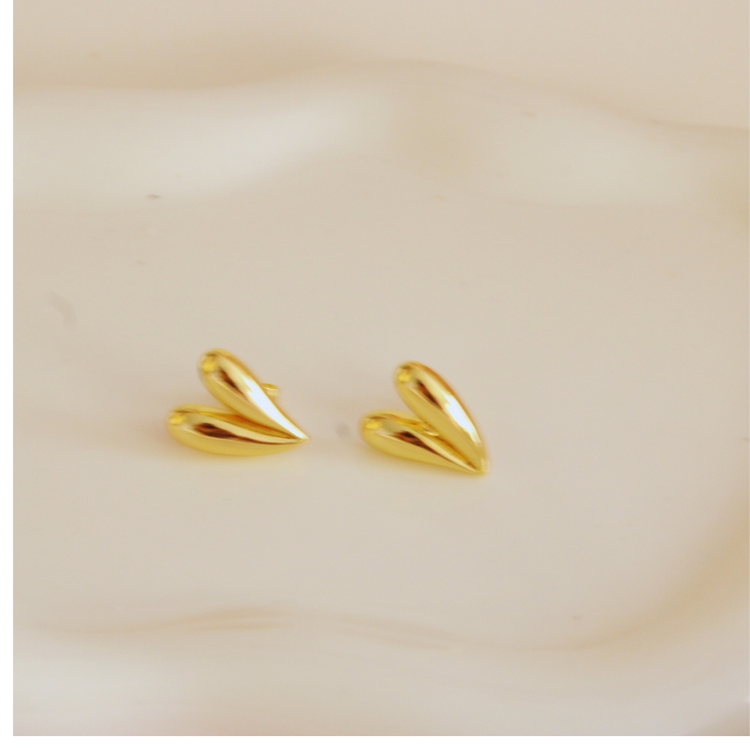 ARETES LUCY