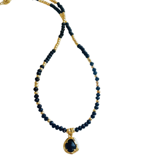 ANAHI NECKLACE