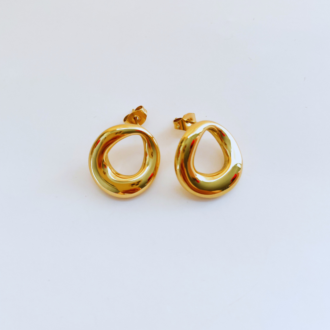 ARETES AINA